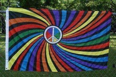 Rainbow Peace Swirl 3'x5' polyester
